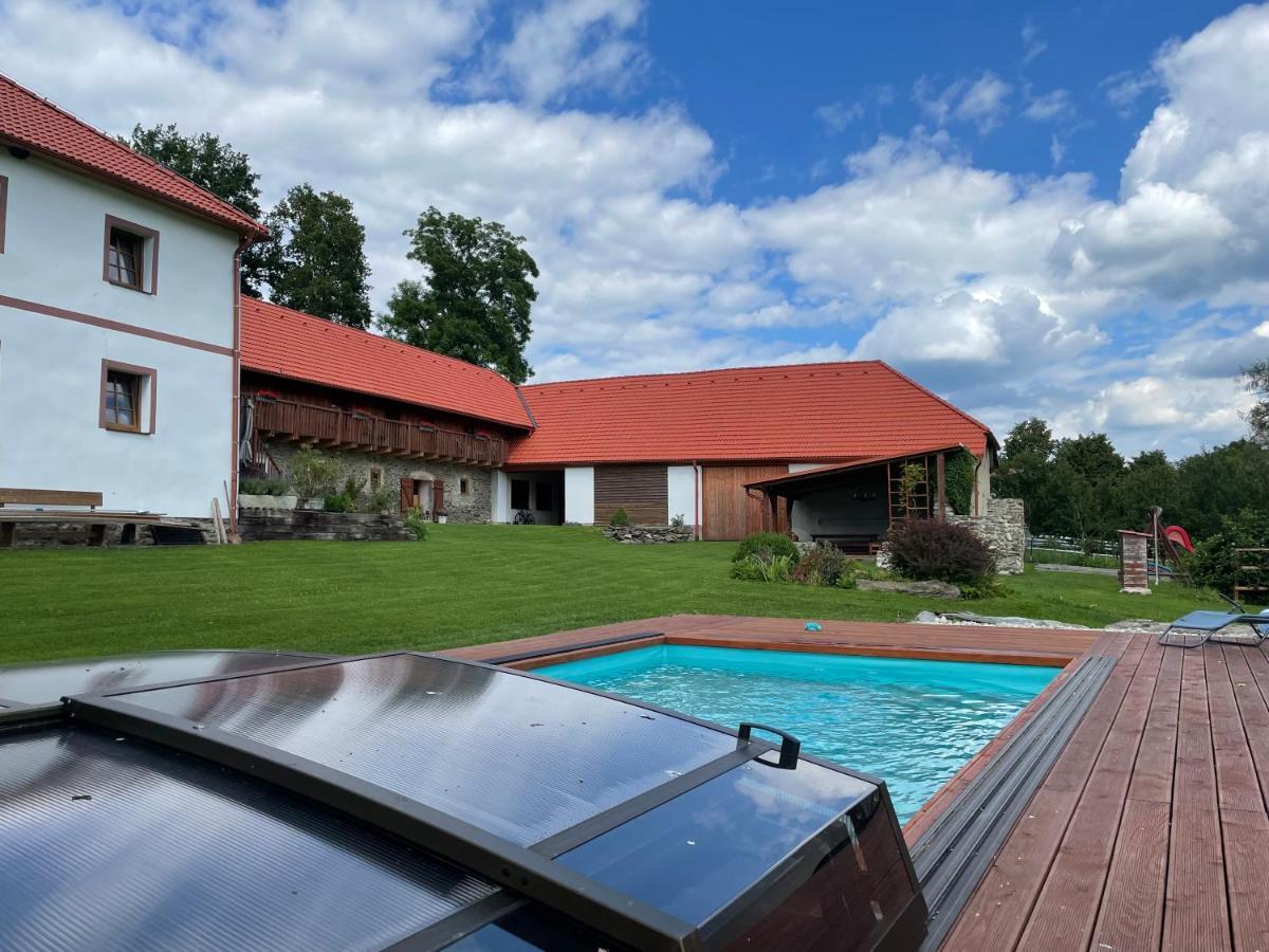 Farma Nahlov Apartment Frymburk Exterior photo